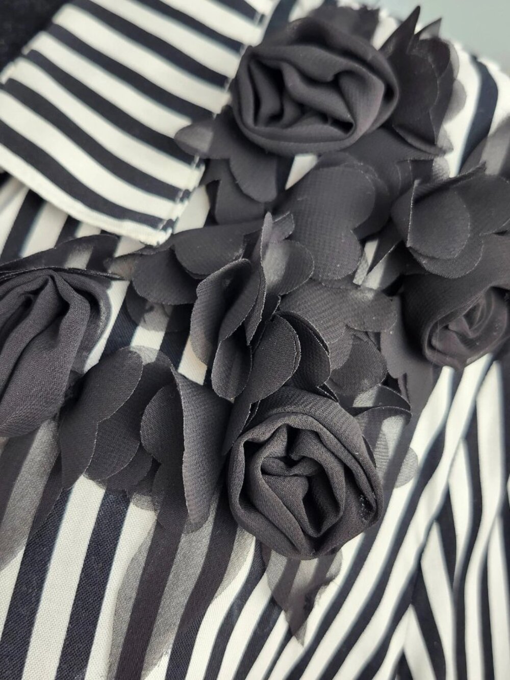 MSK Shirt Dress M Black White Stripe Button Long Sleeve Flower Applique NWT $78 - Picture 4 of 12